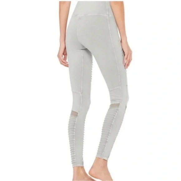 ALO Yoga Light Gray Ribbed Leggings - Picture 2 of 5